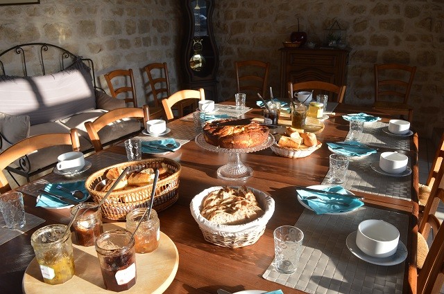 Table petit dej 2 